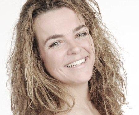 VACATURE!! ERGOTHERAPEUT (SPEC. HANDTHERAPIE) Inzetbaarheid: 28 uur p/w 

Periode: juni t/m dec 2018 (evt. langer).

Wil je graag meer kennis en ervaring op doen in de handtherapie?

Mail je motivatiebrief &amp; CV voor 26 april naar ellen@ergotherapieaandezaan.nl