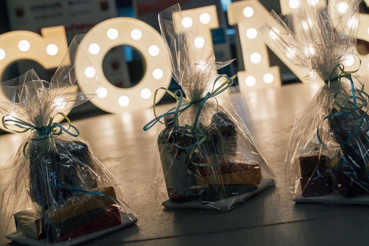 Light up letters from <a href="/Elitesignmaker1/">EliteSignMakers.com</a>