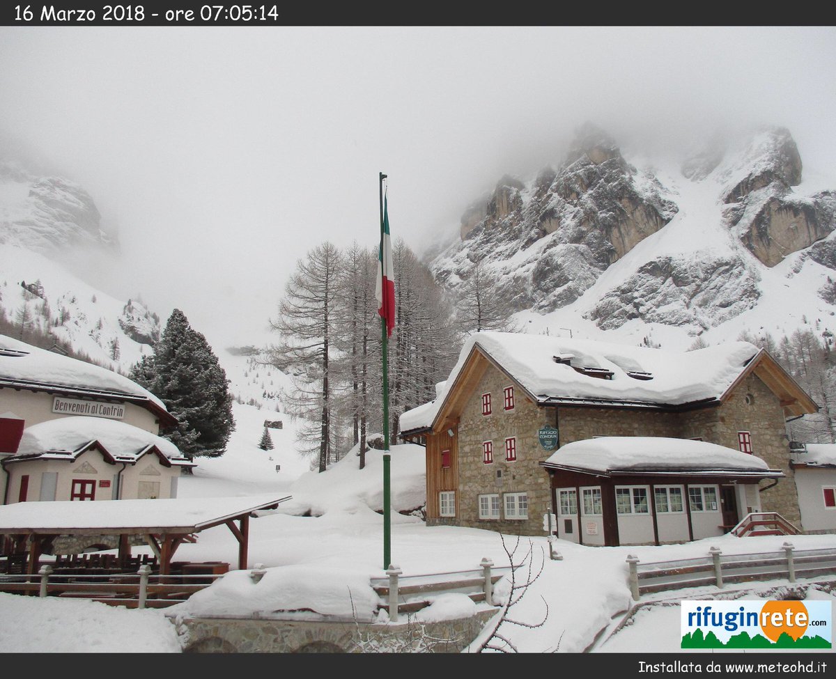 Alta Via 2 Dolomiti Buongiorno In Diretta Live Dal Rifugiocontrin Con La Neve Marmolada Dolomiti Valdifassa Ciaspole T Co 2kpmylatlc T Co Ivfqqor1lb