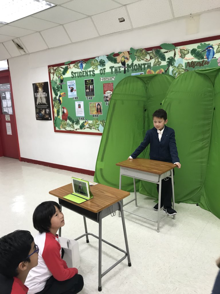 melaniekirk2019's tweet photo. #pddsc Grade two students presenting their weather reports. Had a great Learnjng Technology Week and enjoyed two days of great PD!! #dscke https://t.co/nUJ5Z6poTH