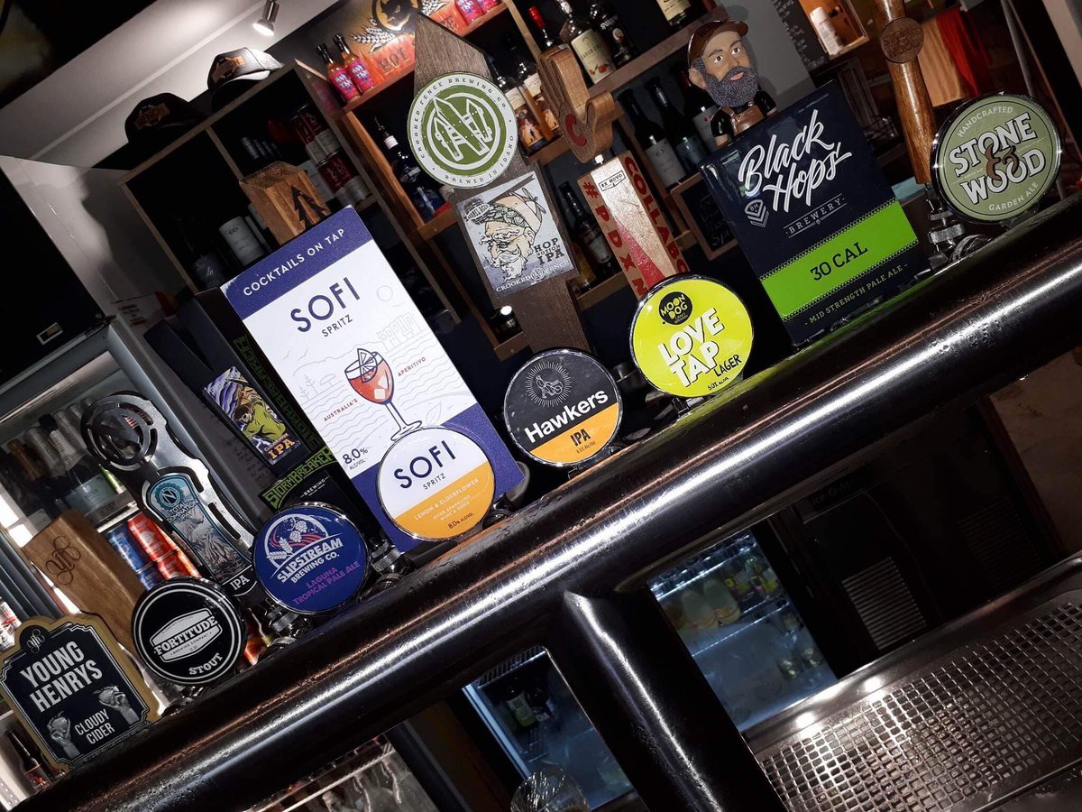 thebeerbench's tweet photo. Here is your Friday arvo tap line up ๐ป#beeroclock #beerlover #thebench #craftbeer #brisbanebar #clevelandqld #fridaydrinks #beerontaptapbeer #craftbeerlover https://t.co/6KS6sbeVQN