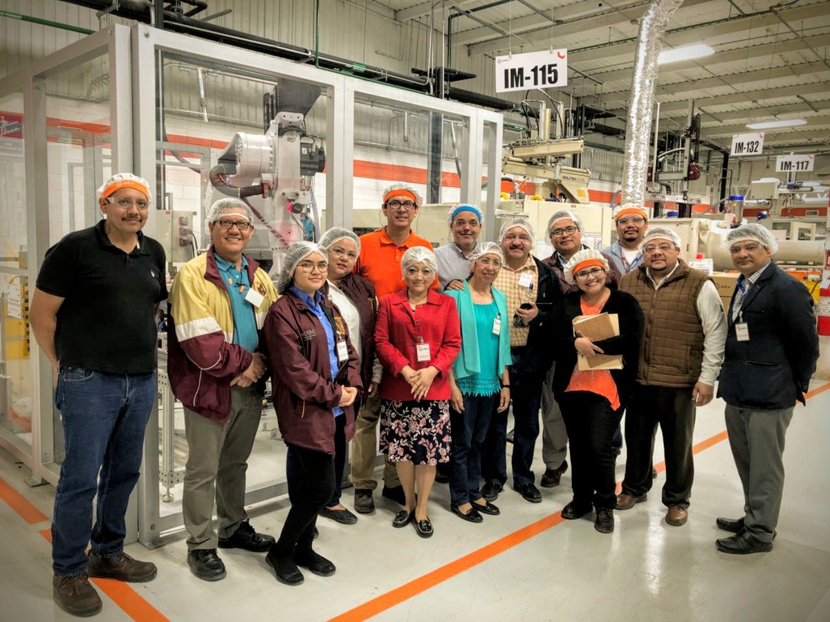 TecNM_Matamoros's tweet photo. Profesores del TecNM / Instituto Tecnológico de Matamoros Visitan las Instalaciones de ALBEA
https://t.co/a1HmE0kbs3
#TecNM #Matamoros #Tamaulipas #orgulloTecNM #orgulloGorila https://t.co/mivF1KV5yf