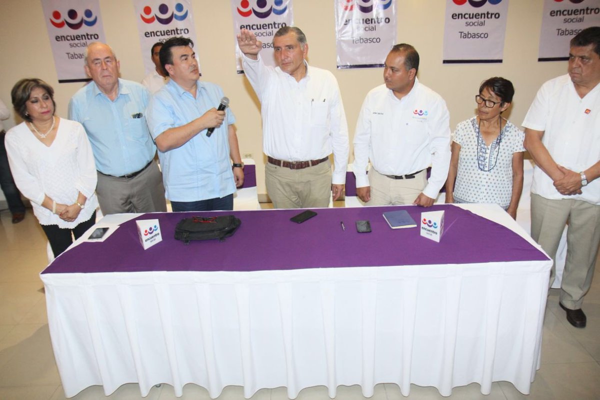 adan_augusto's tweet photo. Esta tarde el Partido Encuentro Social me designó como su candidato al Gobierno de Tabasco dentro de la coalición Juntos Haremos Historia. Agradezco a Hugo Erick Flores, a sus dirigentes estatales y a los militantes https://t.co/jt18T9L0i8
