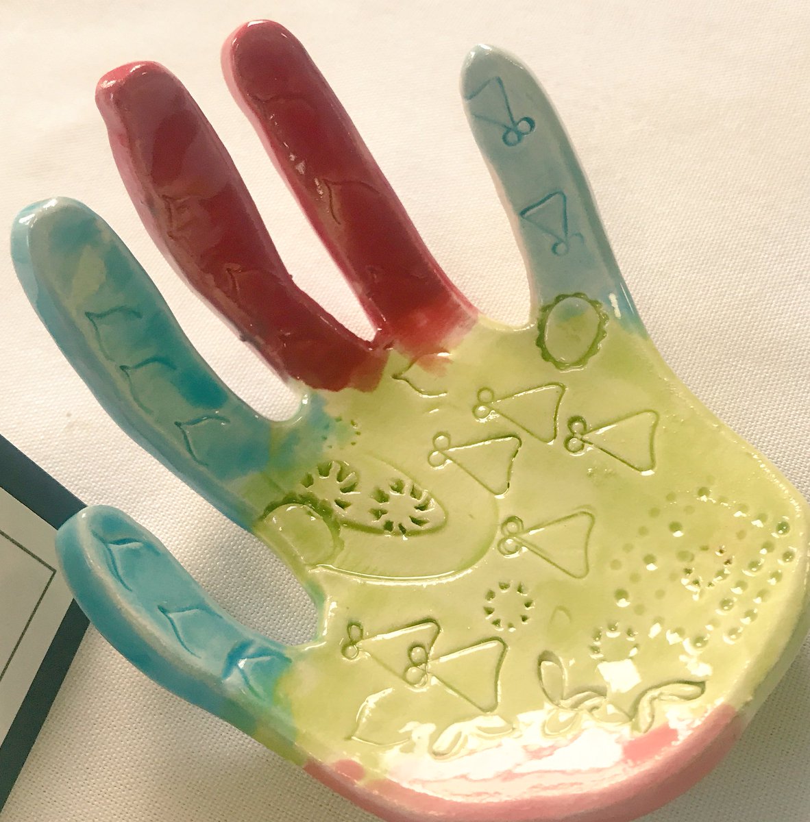 Amazing art show featuring <a href="/psd401/">Peninsula S.D.</a> ECEAP students from <a href="/VaughnDogTracks/">Vaughn Elementary</a>! Incredible work Teacher Kim, Teacher Caren and Teacher Jenny! What fun to see these masterpieces and the proud families and children! #PSDEmpowered #earlylearningmatters