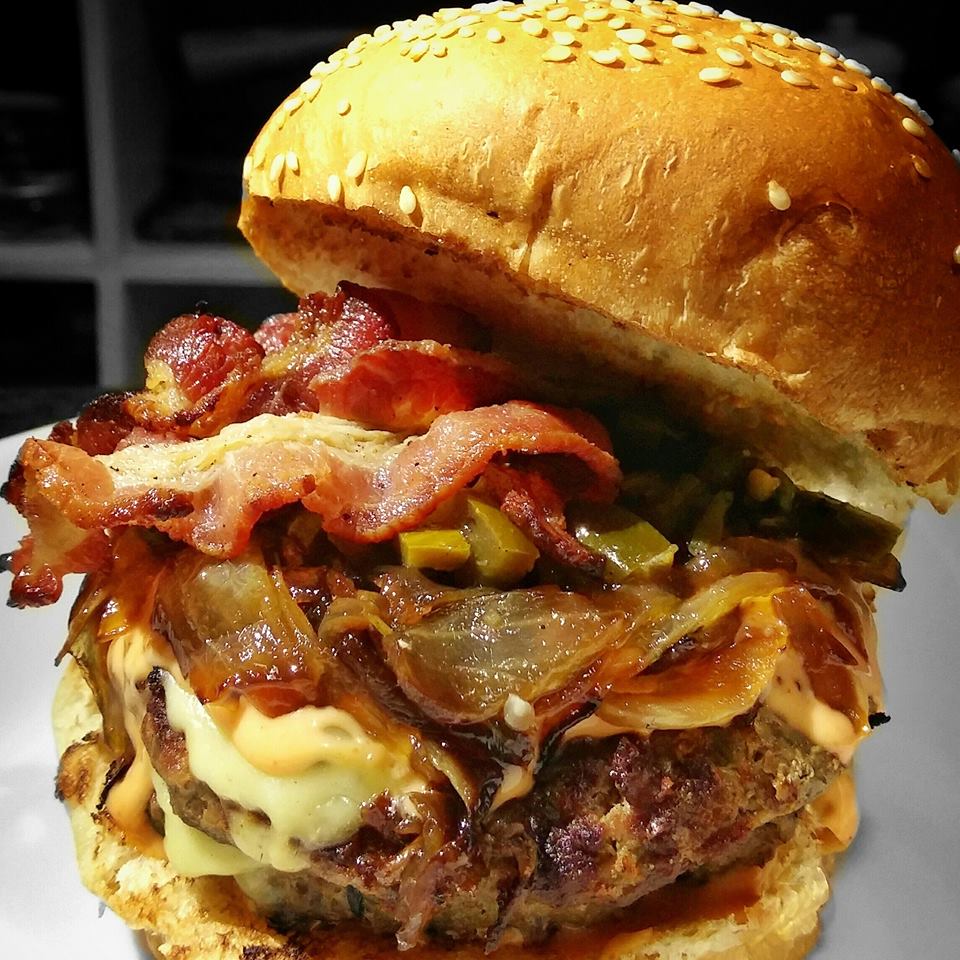audyman420's tweet photo. Our Spicy Embercore #burger with extra #bacon! 

Only at #TheFatYard Los Banos! :) https://t.co/gZok9KIZz0