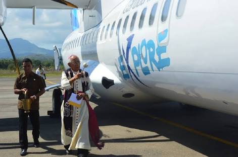 <a href="/genpi_karimun/">GenPI Karimun</a> <a href="/IndonesiaGaruda/">Garuda Indonesia</a> @jheipul <a href="/nurulfitriyana4/">Nurul Fitriyana</a> <a href="/putrilailawati/">UTI</a> @Eka_Handaa <a href="/ebo_mansyur/">Mansyur Ebo</a> <a href="/Febby_Maya_Sari/">Febby Maya Sari</a> <a href="/donkardono/">aryosatyo dk</a> <a href="/AP_Airports/">Angkasa Pura Airports</a> @AngkasaPura_2 <a href="/kemenhub151/">Kemenhub RI</a> <a href="/djpu151/">Perhubungan Udara</a> <a href="/hermantobing87/">hermantobing</a> <a href="/nica0598/">Annisa intan mulyani</a> @pesonaid_travel <a href="/indtravel/">Ind Travel</a> @Kemenpar_RI <a href="/genpi_bali/">Genpi Bali</a> <a href="/balibackpacker/">bali backpacker™</a> <a href="/HumasBali/">Pemerintah Provinsi Bali</a> <a href="/DenpasarKota/">Pemerintah Kota Denpasar</a> <a href="/Genpi_Co/">GenPI.co</a> <a href="/genpiaceh/">GenPI Aceh</a> <a href="/genpi_id/">Generasi Pesona Indonesia</a> <a href="/GenpiIndonesia/">Generasi Pesona Indonesia Official</a> <a href="/IndonesiaGaruda/">Garuda Indonesia</a> akan menambah 1 flight lagi pada rentang Senin (28/5) hingga Sabtu (27/10). Pada priode kedua ini flight dilayani 3 kali sepekan. Jadwalnya pada hari Senin, Kamis, juga Sabtu #GarudaMumbaiDenpasar