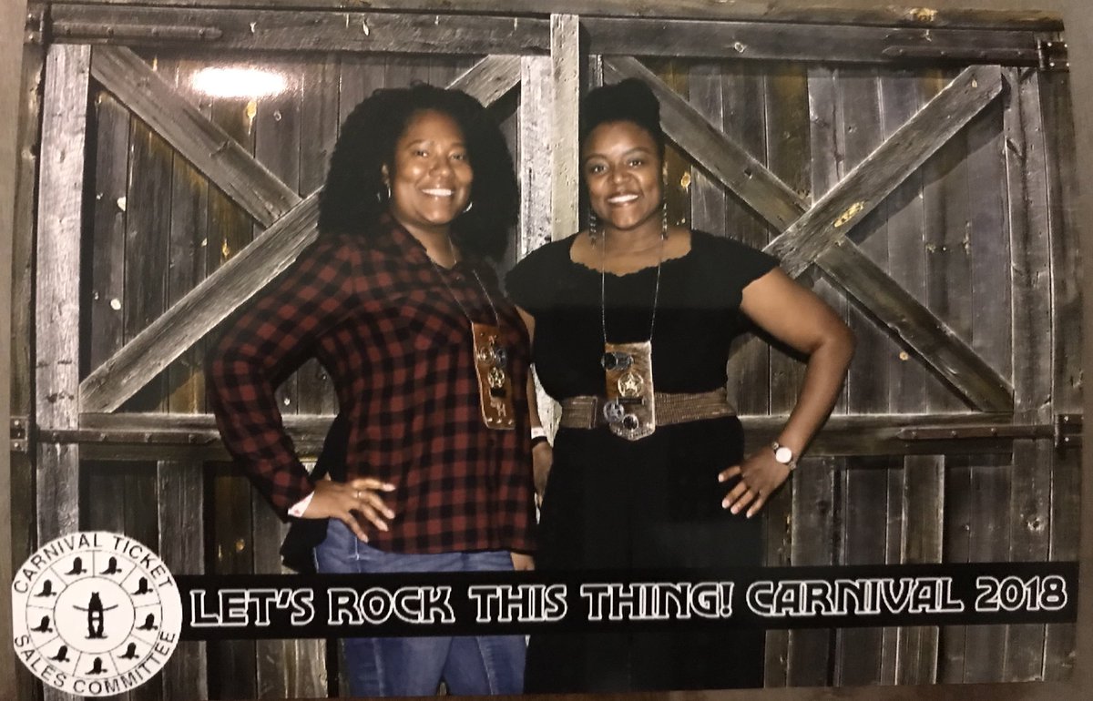 ItsFeliciaW's tweet photo. Closing out the year at Sissy’s CTSC party!! 🎉🤠#untilnextyear #RodeoHouston #HLSR2018 #Partywithyourbootson #HoustonStrong #Visithouston https://t.co/Fuxwnl7drf