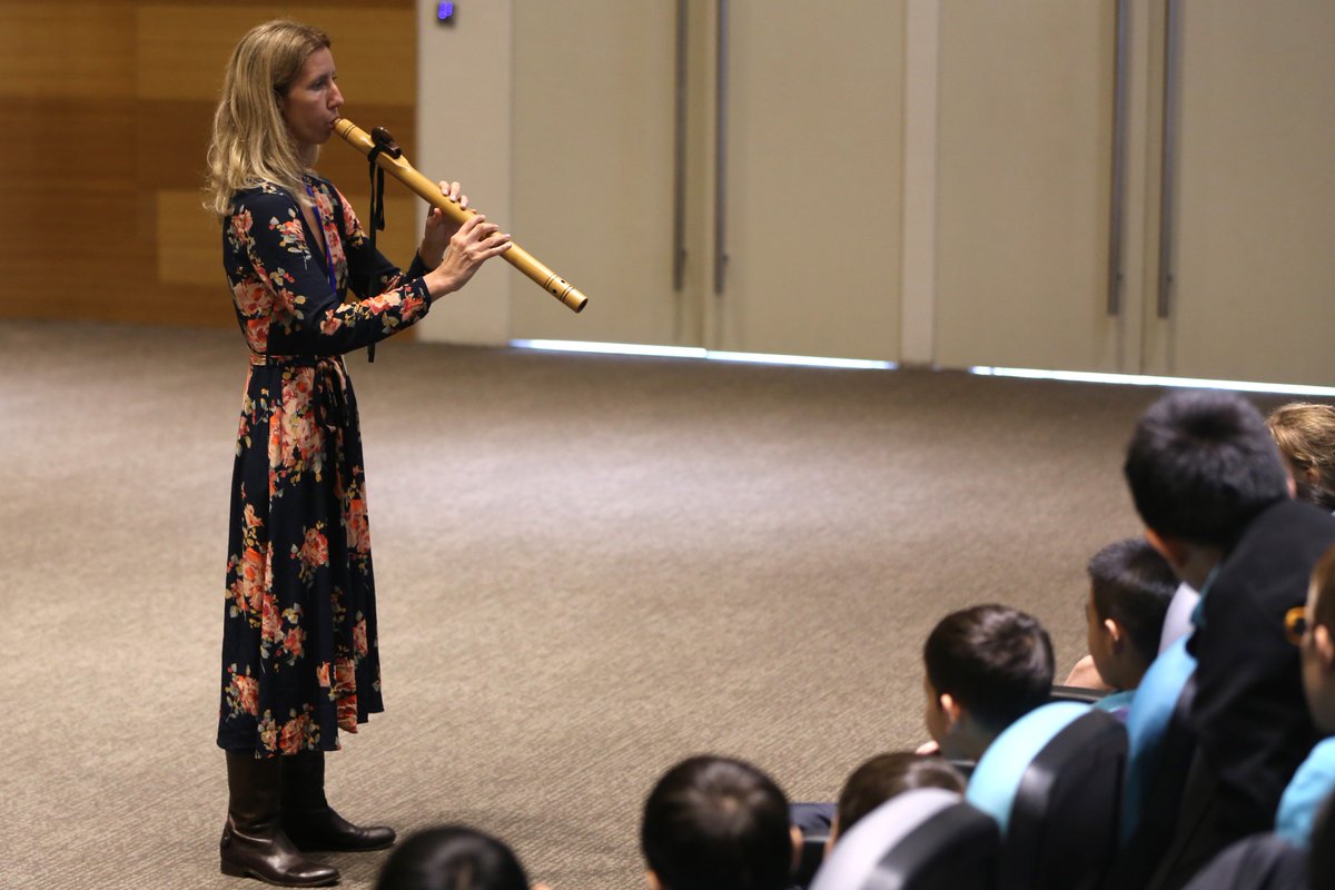 NAISPudong's tweet image. A huge thank you to Juilliard Alumni @fluterscooter Andrea Fisher for a wonderful visit yesterday! Our students really enjoyed learning about your instruments and working with you in the Masterclass! #NAEJuilliard #NAISPudong #NAEBeAmbitious