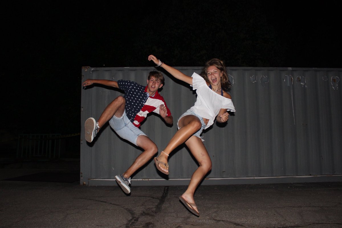 erinpotts_'s tweet photo. hey happy birthday j, living life with you is too fun <3 https://t.co/R5jEQ2qBq0