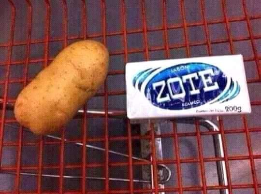 _xTheCrow's tweet image. ( Eso-
Si se ve bien de tutú. 
Why not de maid¿¿? 

Así todo varonil y con vestido, el cuervo muere y queda sin corazón también (??? )