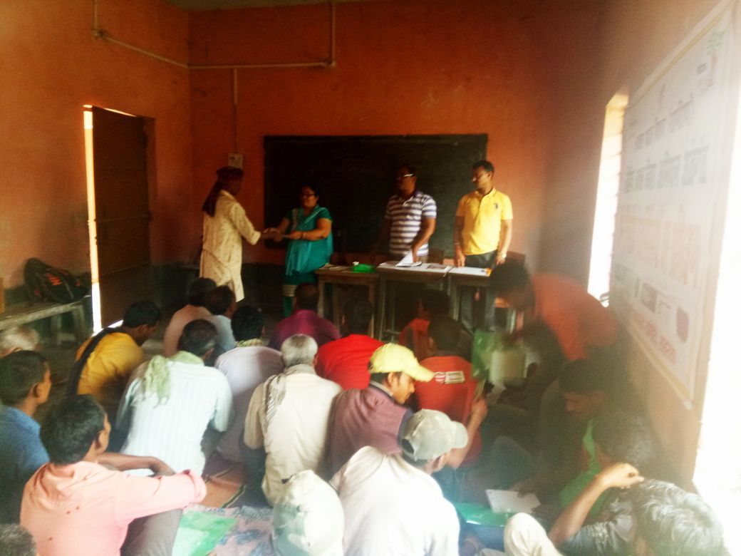 lsbasaharsa's tweet photo. @swachhbharat #behaviour #MyCleanIndia #swachhbihar #ZSBP#MyCleanIndia #toilet #CLTS @SwachhBharat @Swachh Bharat Mission, India @LSBA_Bihar #Paavan Saharsa !!
#Three Day Capacity Building Training for Masons at Sattar Kataiya Block !! https://t.co/mGI9uxpdH0