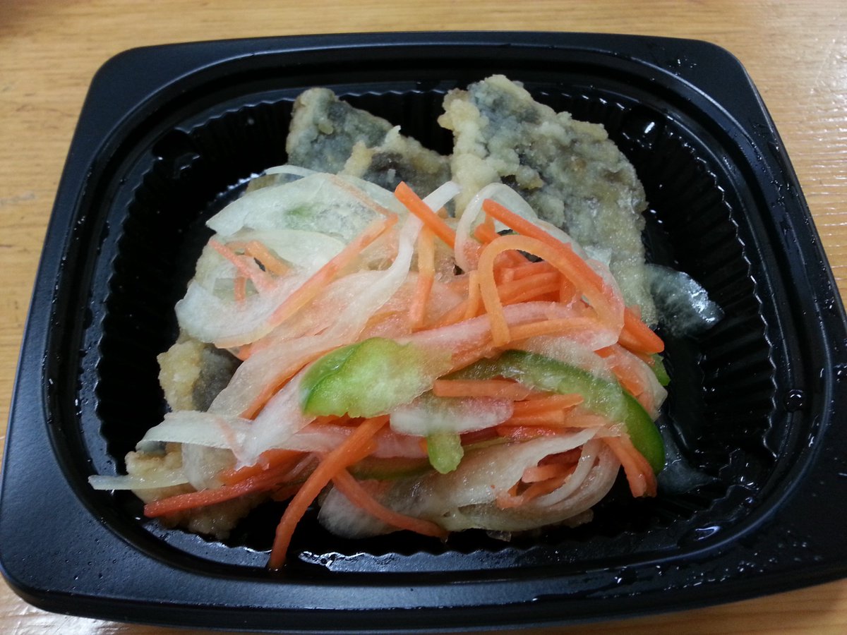 サミットストア公式 今日のお昼ご飯に食べました 九州産真あじ竜田の南蛮漬 真あじ の身が大きく 食べごたえがありました 南蛮漬けも酸っぱすぎず 優しい味わいでしたよ サミットストア公式 今日のお昼ご飯に食べました 九州産真あじ竜田の南蛮漬 真あじ の身が大きく 食べごたえがありました 南蛮漬けも酸っぱすぎず 優しい味わいでしたよ