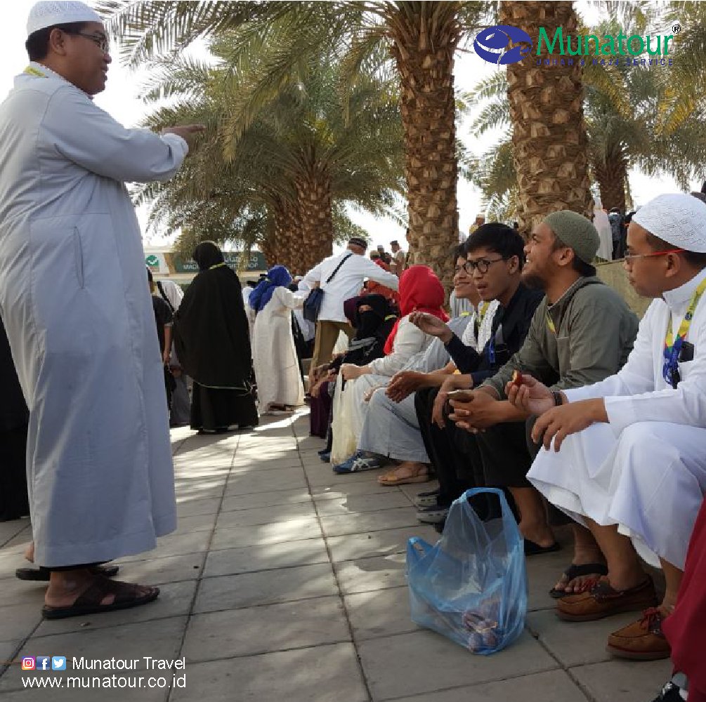 Munatour_Travel's tweet photo. ❤City Tour Madinah Grup Umroh #Munatour 14 Maret mengunjungi tempat yang mempunyai syiar islam seperti Jabal Uhud, Masjid Quba, Masjid Qiblatain, dll❤
🕋 Grup 14 Maret 2018 didampingi oleh Ustad Dr. #Firanda #Andirja, MA
Info #Haji #Umroh hub 021-7822292, 081314160674 https://t.co/LbkXRmDrBz