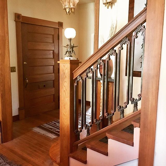 mariahmckay's tweet photo. Home sweet #home. #haystackhotel #spokane #cohousing #historichomes #bannister #stairs #artdeco #spokanecohousing #cohousing #spokaneisgreat https://t.co/QMOydWmhYN https://t.co/gH23j9mCrg