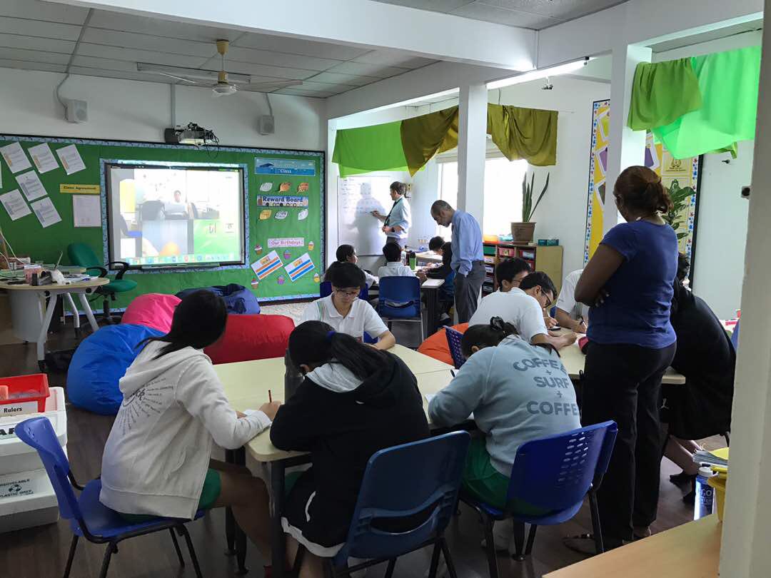 Kimbarber80's tweet photo. Reaching out to our Rohingya community- - well done to our Year 3/4 students for taking the lead #gislearning #giskuantan https://t.co/xdxUdtxI1j