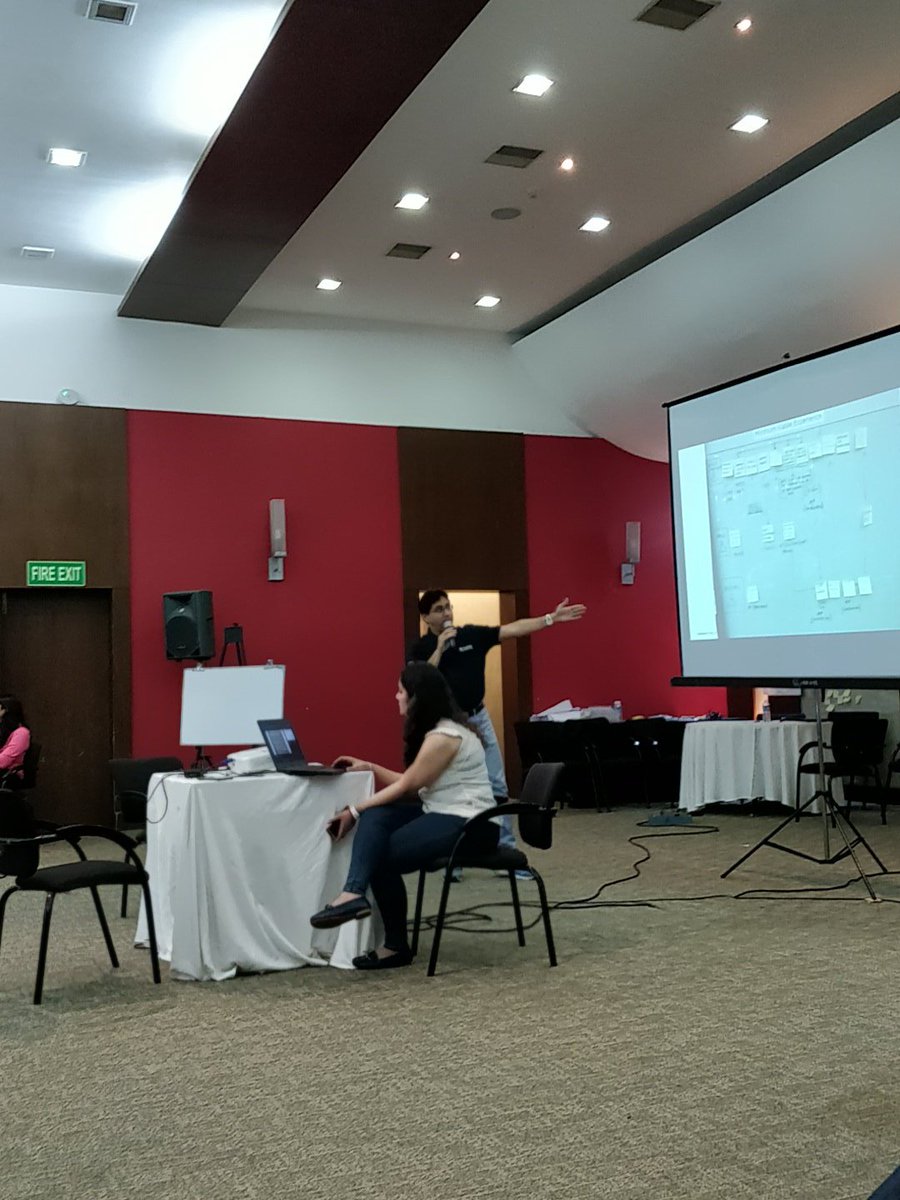 MuktaPatil4's tweet photo. Team HR transformers solution is around enhancing employee experience for bench resources. #CapgeminiHRHack https://t.co/TvZvsAnsrt