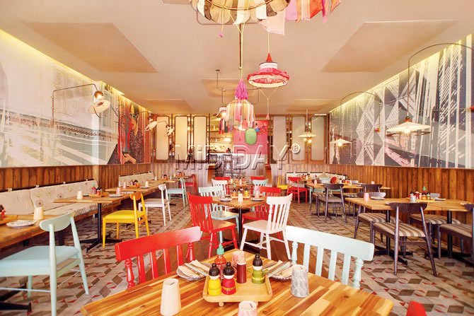 mid_day's tweet photo. Presenting the 1st edition of The Guide Restaurant Awards 2018. Here's your chance to vote for the Readers' Choice Category Award! Vote for your favourite selfie-friendly restaurant: https://t.co/a6AzjPG2aV  &amp; share your selfies from these restaurants too! #MiddayGuideAwards https://t.co/7KOkpHRVZw