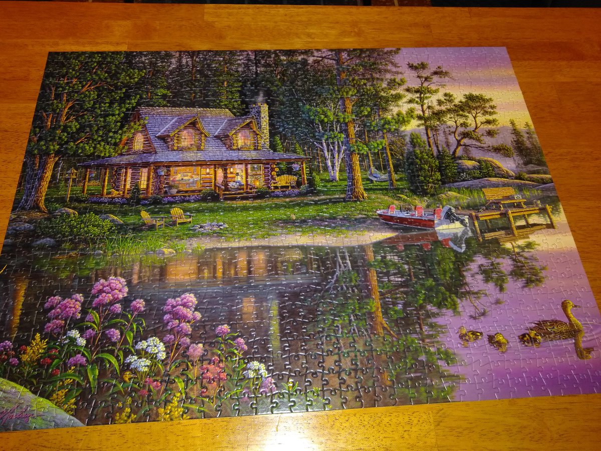 ahr_ecahr's tweet photo. 4 days,  1000 pieces, family fun, strategizing, organizing, closely examining each piece, moving around the table for a different perspective, and only working on it while Arthur V naps. #ArthurIII&amp;IV, #familyfun https://t.co/xLentSAJ3k