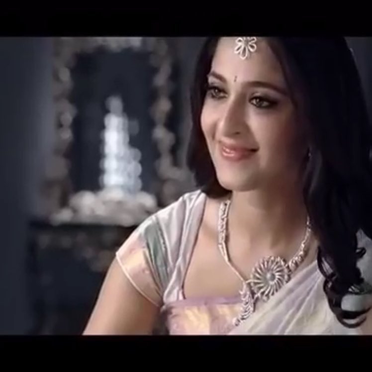 WhiteOctaves's tweet photo. #throwback : Our first #TVC  featuring the awesome Anushka Shetty

https://t.co/8M5TgLTfBH 

 #acfilms #firsttvcommercial #anushkashetty 

@sweetyanushkafc https://t.co/h1t40ymPYg