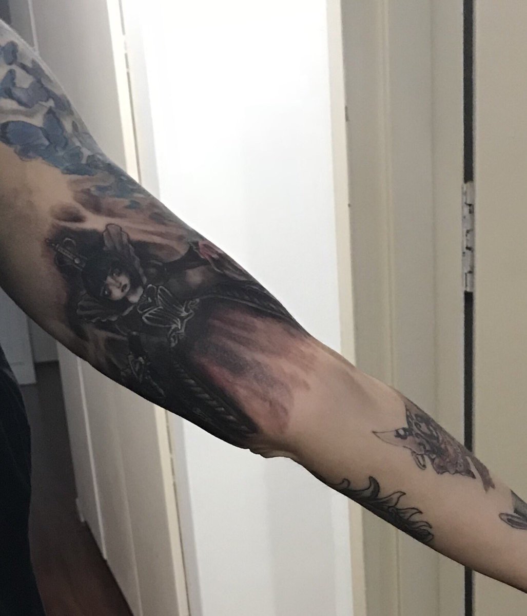 ShellieJaye's tweet image. Fresh ink #alicemadnessreturns #queenofhearts