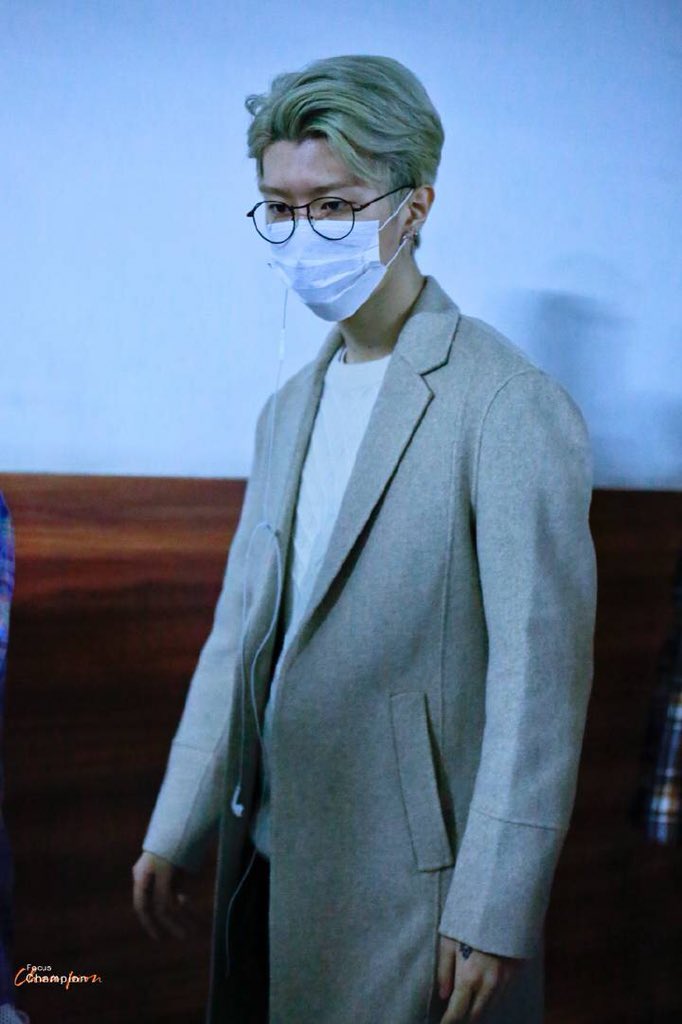 Looknok_stay's tweet photo. 🍊
16-03-18

#ฟ่านเฉิงเฉิง #FANCHENGCHENG #IdolProducer

©️®️📸 FocusChampion https://t.co/P0iYBFPwZf