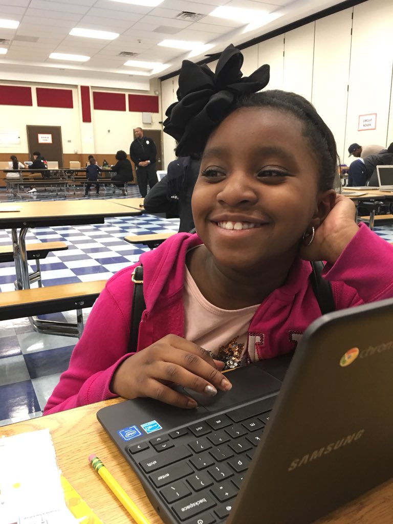 PlainfieldBOE's tweet photo. #Students #enjoying #coding at #plainfieldhigh #Mathematics #Robotics https://t.co/kA8FQ7QgQN