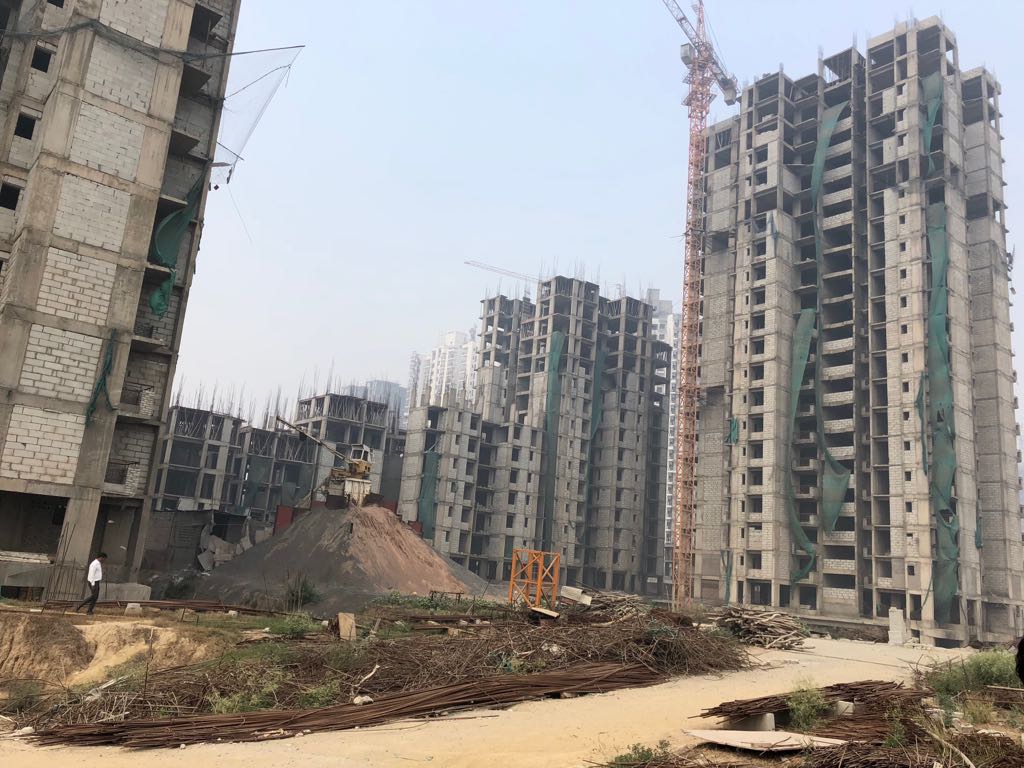 SikkaKaamyaHBA's tweet photo. Latest images from #KaamyaGreens site. 

16th March 2018

@myogiadityanath @CMOfficeUP @UPGovt ऐसा क्या है जो @SikkaGroup जैसे करप्ट बिल्डर के खिलाफ करवाई करने से रोक रहा है?

याद रखे जनता के वोट से सीएम बने है बिल्डर के नही 

#KhotaSikka #SikkaKaamya #SikkaBuilder #FakeBuilder https://t.co/RgMiuKC1Zv