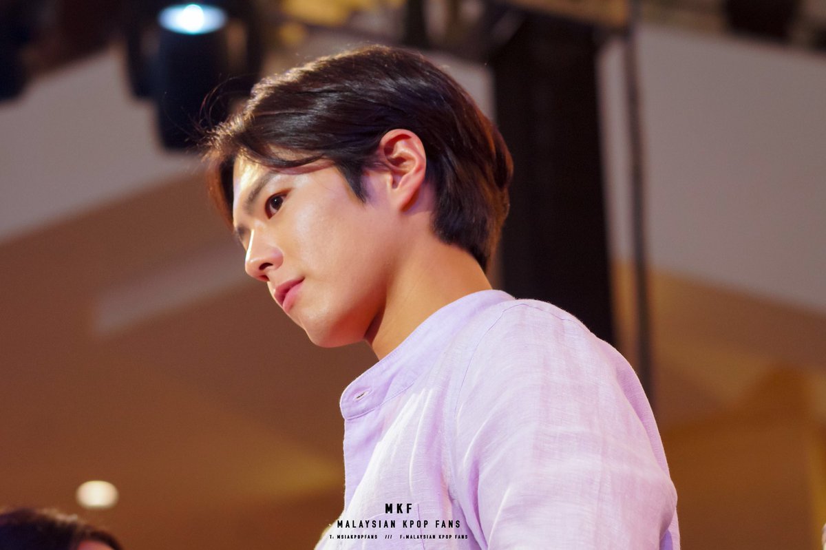 "[PIC] 180315 @BOGUM…" - @officialbogumph, PARKBOGUMPH ... - 1200 x 799 jpeg 88kB