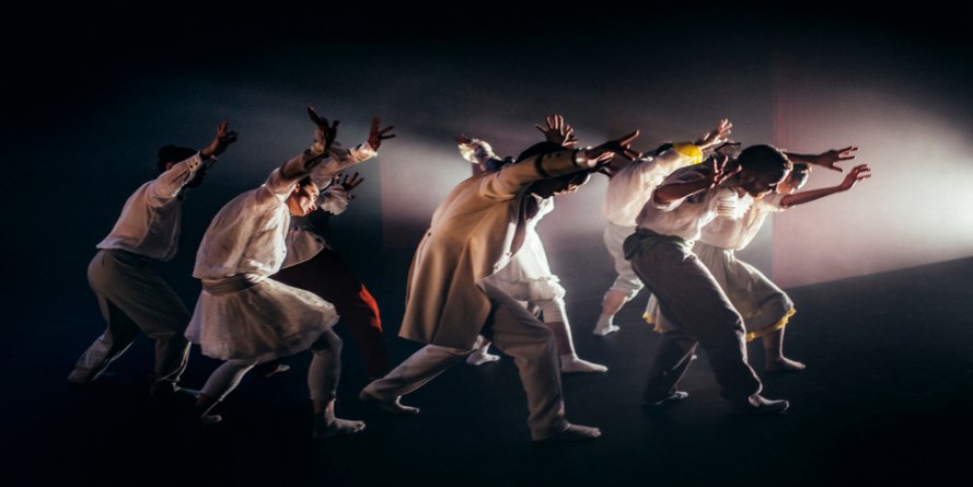 AttendanceNI's tweet photo. See the latest work from one of the British dance scene’s hottest properties, Hofesh Shechter, when Clowns comes to the MAC, Belfast, in May https://t.co/vwrDSC3AuE https://t.co/bitWwciz8w