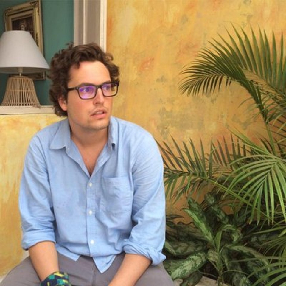 #Gatineau reporter arrested after interview requests  ottawamatters.com/local-news/gat…  #gatnews #ottnews https://t.co/oNOJy7uYjn