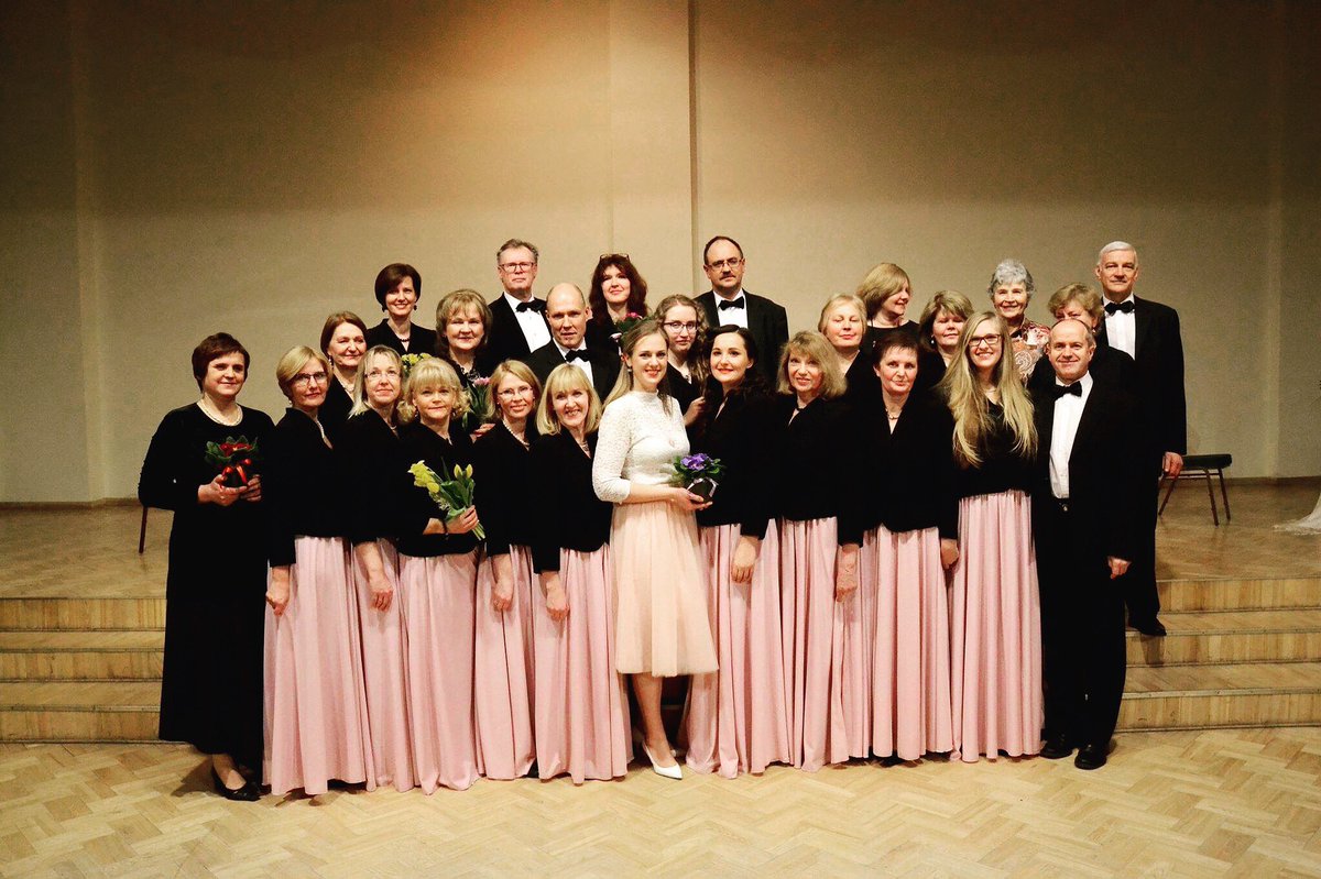 Aicinām sestdien, 17. martā 18.00 uz Ogres Skolotāju kamerkora jubilejas koncertu “Skolotāju klasesvakars”!
Ieeja bez maksas :)
#kultūraogrē