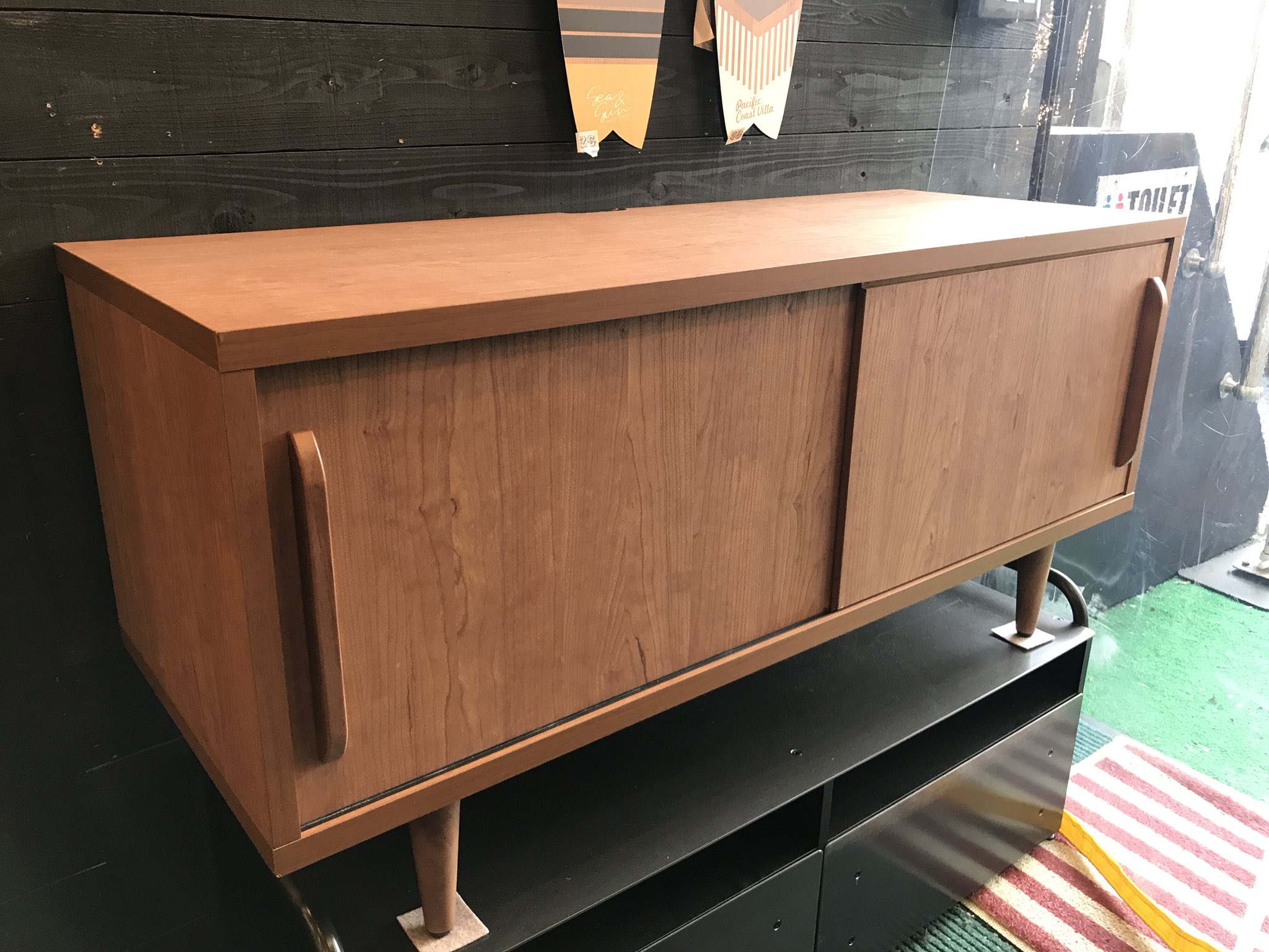 うんこちゃん家具 キッチンボード 食器棚 直接引取