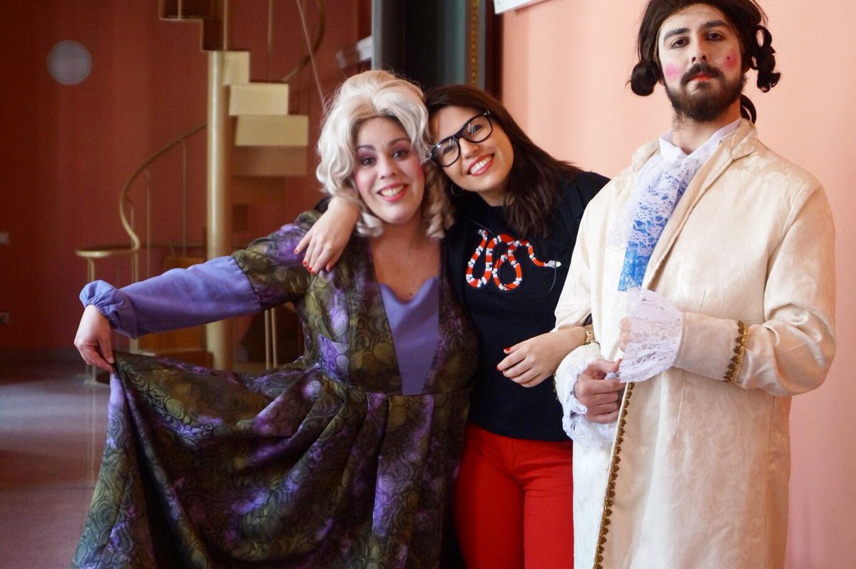 MartaFerreOller's tweet photo. 🔔⏱20 minuts i comencem! 🎭👠Feliç d’haver tornat durant uns dies al Teatre Principal de Valls a les #BambolinesEscolars del @GTPValls #Gràcies https://t.co/tJN9NytnuM