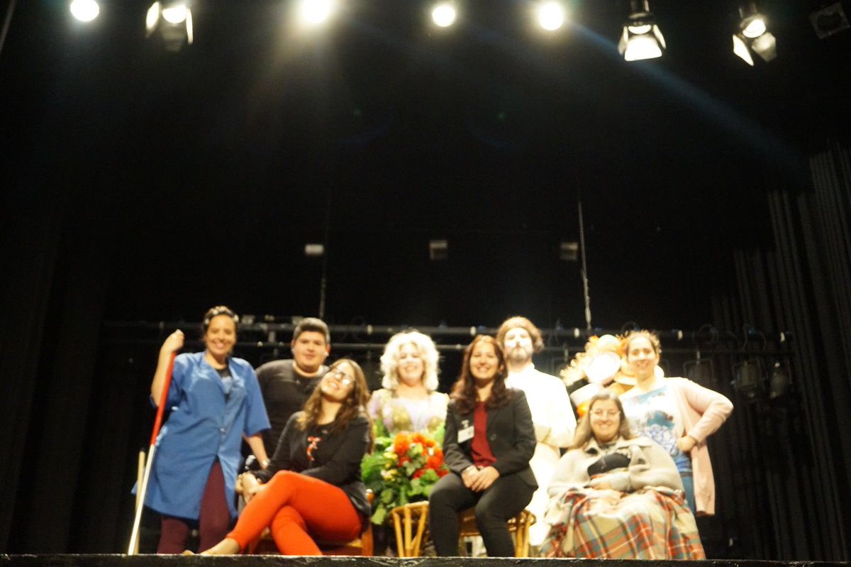 MartaFerreOller's tweet photo. 🔔⏱20 minuts i comencem! 🎭👠Feliç d’haver tornat durant uns dies al Teatre Principal de Valls a les #BambolinesEscolars del @GTPValls #Gràcies https://t.co/tJN9NytnuM