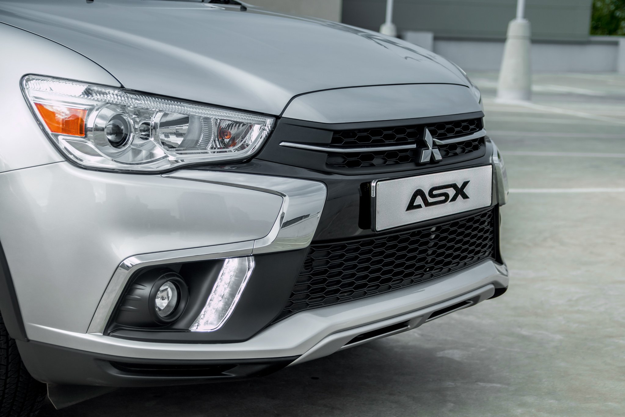 Mitsubishi asx on sale daytime running lights