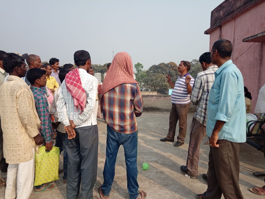 lsbasaharsa's tweet photo. @swachhbharat #behaviour #MyCleanIndia #swachhbihar#ZSBP#MyCleanIndia #toilet #CLTS @SwachhBharat @Swachh Bharat Mission, India @LSBA_Bihar #Paavan Saharsa !! 
#Three day Mason Training at SImri Bakhtiyarpur Block !! https://t.co/sMX9UEYLrW