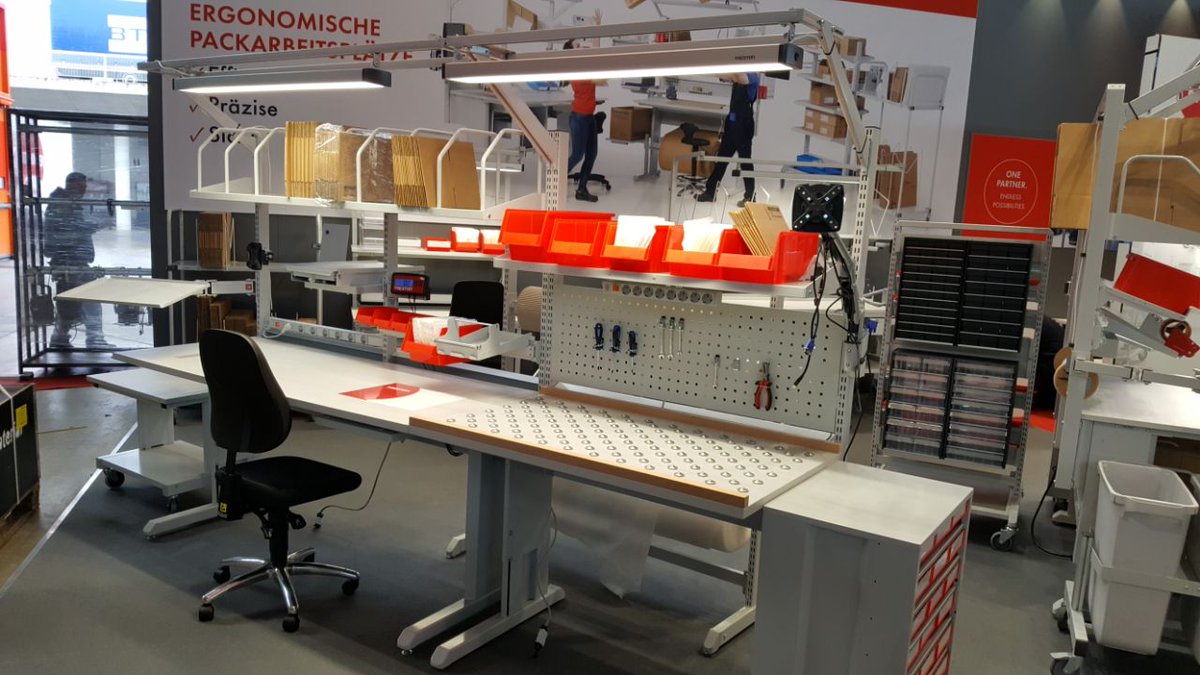TRESTONGermany's tweet photo. Die @LogiMAT_Messe war ein voller #Erfolg. Danke an alle #Besucher! Ein paar #Eindrücke von unserem #Messestand dürfen natürlich nicht fehlen. https://t.co/ml9McS0TWd
