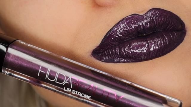 Helsinki_Starr's tweet photo. Pairing dark purple @anastasiabeverlyhills liquid lipstick in โPotionโ with @hudabeauty @shophudabeauty Lip Strobe in โMoodyโ ๐
#hudabeautylipstrobe #anastasiabeverlyhills #makeupcollector #makeuplover #makeupporn #lipstrobe #anastasiabeverlyhills #aโฆ https://t.co/EYWgN9elKk https://t.co/MjpjdU2Yi4