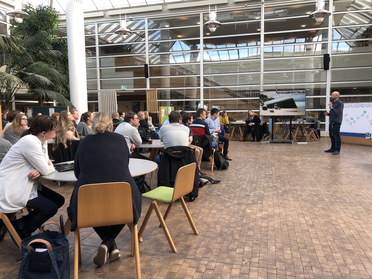 laererlink's tweet image. Så er #Lærerlink skudt i gang! Find dagens program og placering af workshops i vores FB-gruppe👍🏻