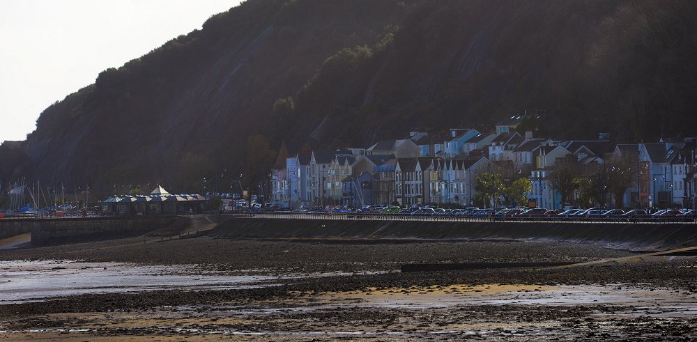 WalesOnline's tweet image. The best towns and villages in Wales to live have just been named 🏴󠁧󠁢󠁷󠁬󠁳󠁿
 
bit.ly/2IwtFwb