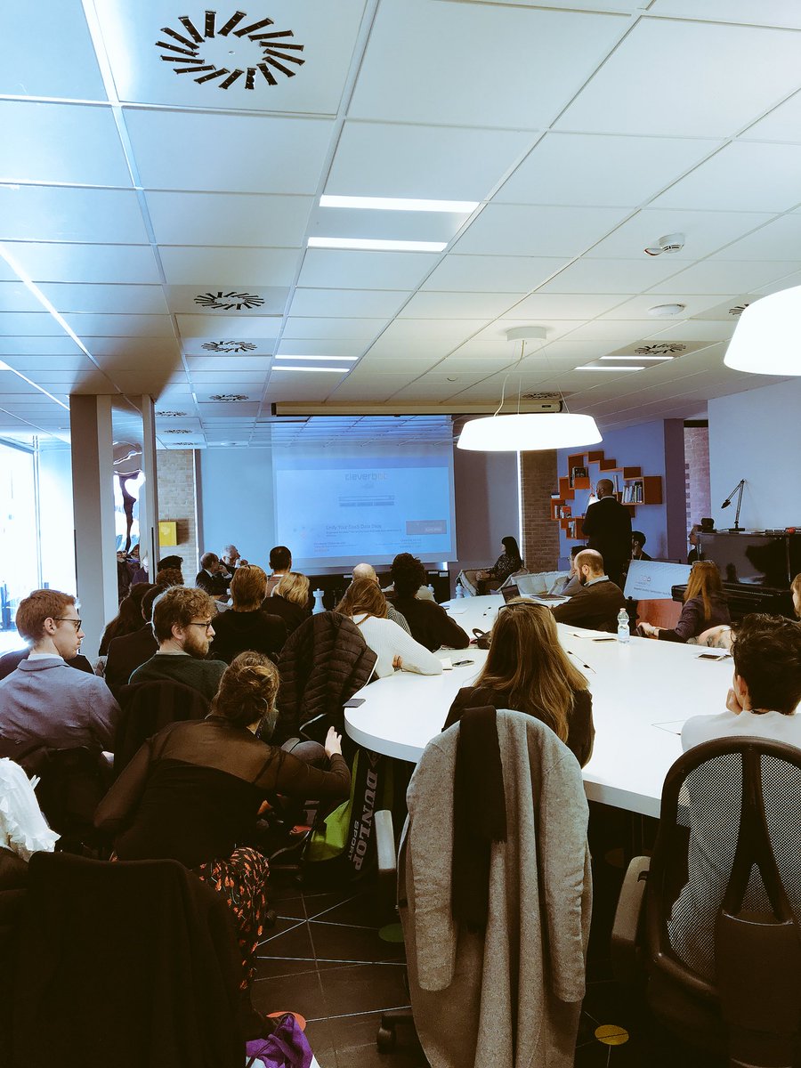 🤩 #MilanoDigitalWeek day2 here in our offices. What is going on today? We will talk about #DigitalSkills and #FutureOfWork with <a href="/Unicatt/">Università Cattolica</a>, <a href="/EdisonNews/">Edison News</a> and @GiuntiOS. Ready to start!