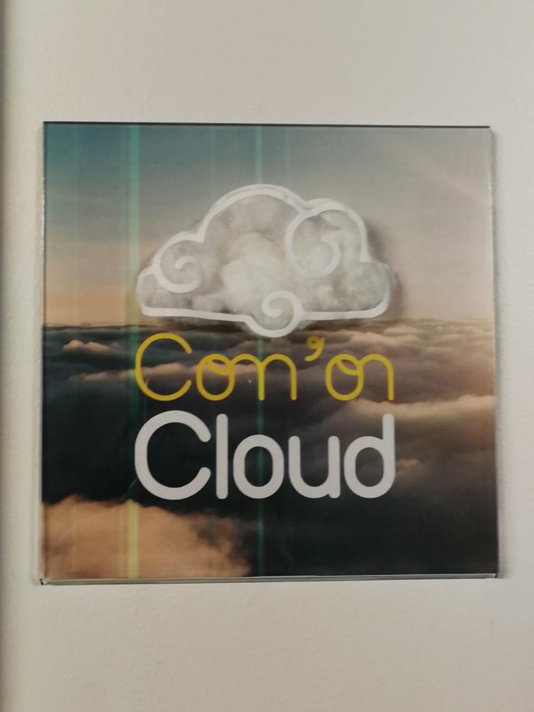 CeelineeB's tweet photo. On vient d'arriver sur notre petit nuage @ComOnCloud #RencontreCFPJ https://t.co/1SVUtmoOPD