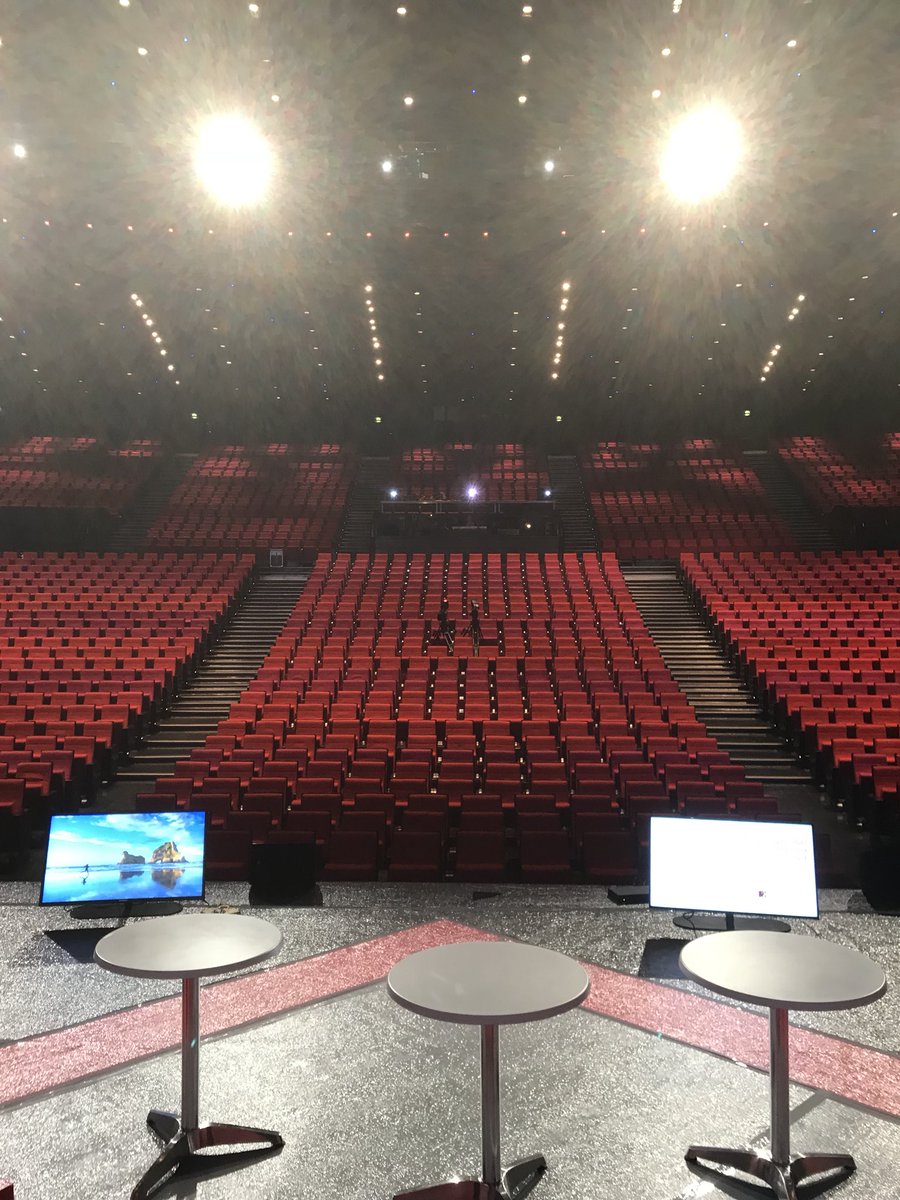 ageaFrance's tweet photo. C'est le jour J pour le congrès national des #AgentsGeneraux d’#assurance !! Plus de 2500 agents sont attendus pour partager une ambition commune pour leur profession afin de retrouver les chemins de la croissance et du succès #congresagea https://t.co/Gfjwq14942
