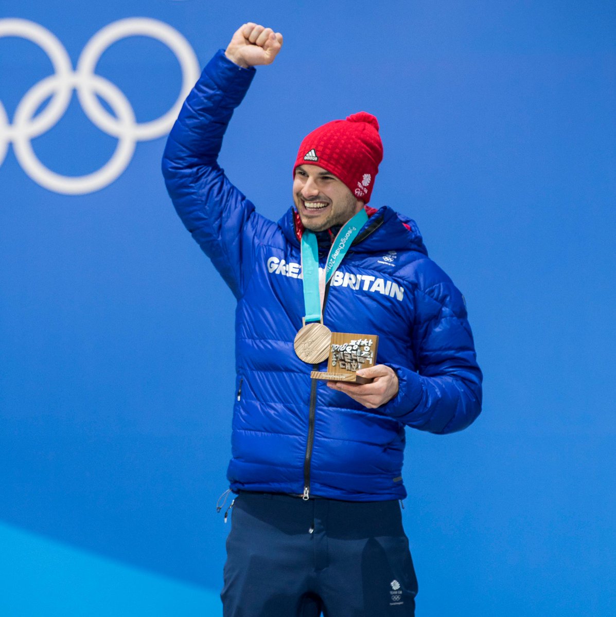 This happened 1️⃣ month ago today..

Who else has that #FridayFeeling? 🙌