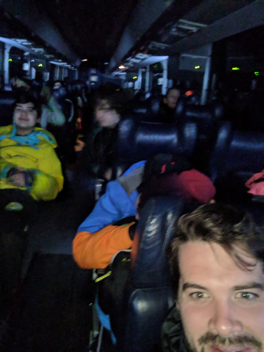 carsonmcn's tweet photo. 4:30 am to Marmot with some great #plc and #gcms kids! #psd70 https://t.co/BtGte6cVea