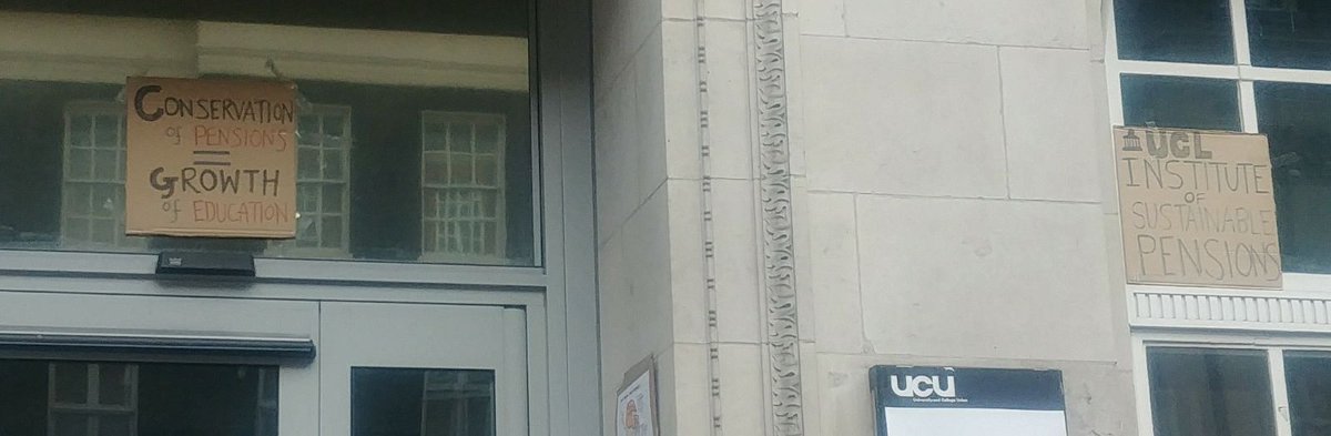 academotic's tweet photo. The keen eyed observer will note concern for sustainable conservation of pensions and growth of education #nocapitulation #ussstrikes #ucustrike #UCLprotest https://t.co/fBA05Z48fK