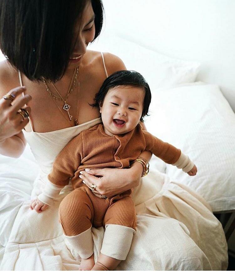 Showbiz_Polls's tweet photo. JUST IN: Liz Uy gave birth to a baby boy in LA. She reportedly had a fling with an attached married man, Raymond Racaza. She is now being tagged as 'homewrecker.' https://t.co/Il98zu5ekp