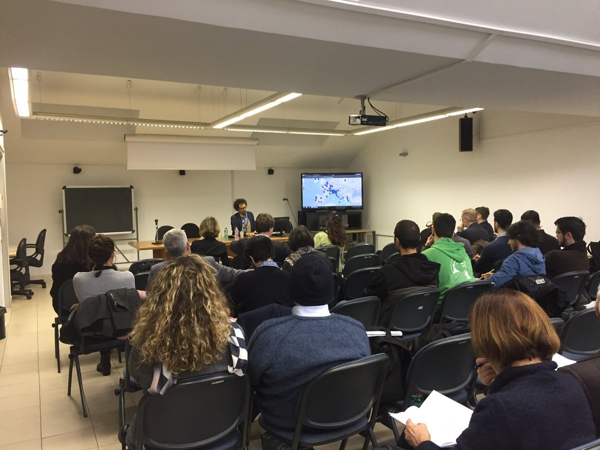 ageiweb's tweet photo. 🗺Riprendono i lavori dell’XI Seminario di studi storico-cartografici. Si continua a discutere di #Laboratori, #didattica, #ricerca e #progettualità future modera Massimiliano Tabusi #LabGeoNet https://t.co/ypSM1Yy0dw