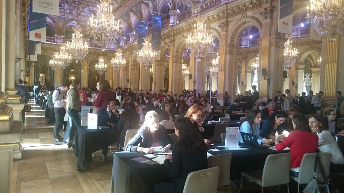 BenTimbert's tweet photo. C'est parti pour une journée de rendez-vous entre start-up et financeurs ! #HackingParis #hoteldeville https://t.co/T93EDMKb6A