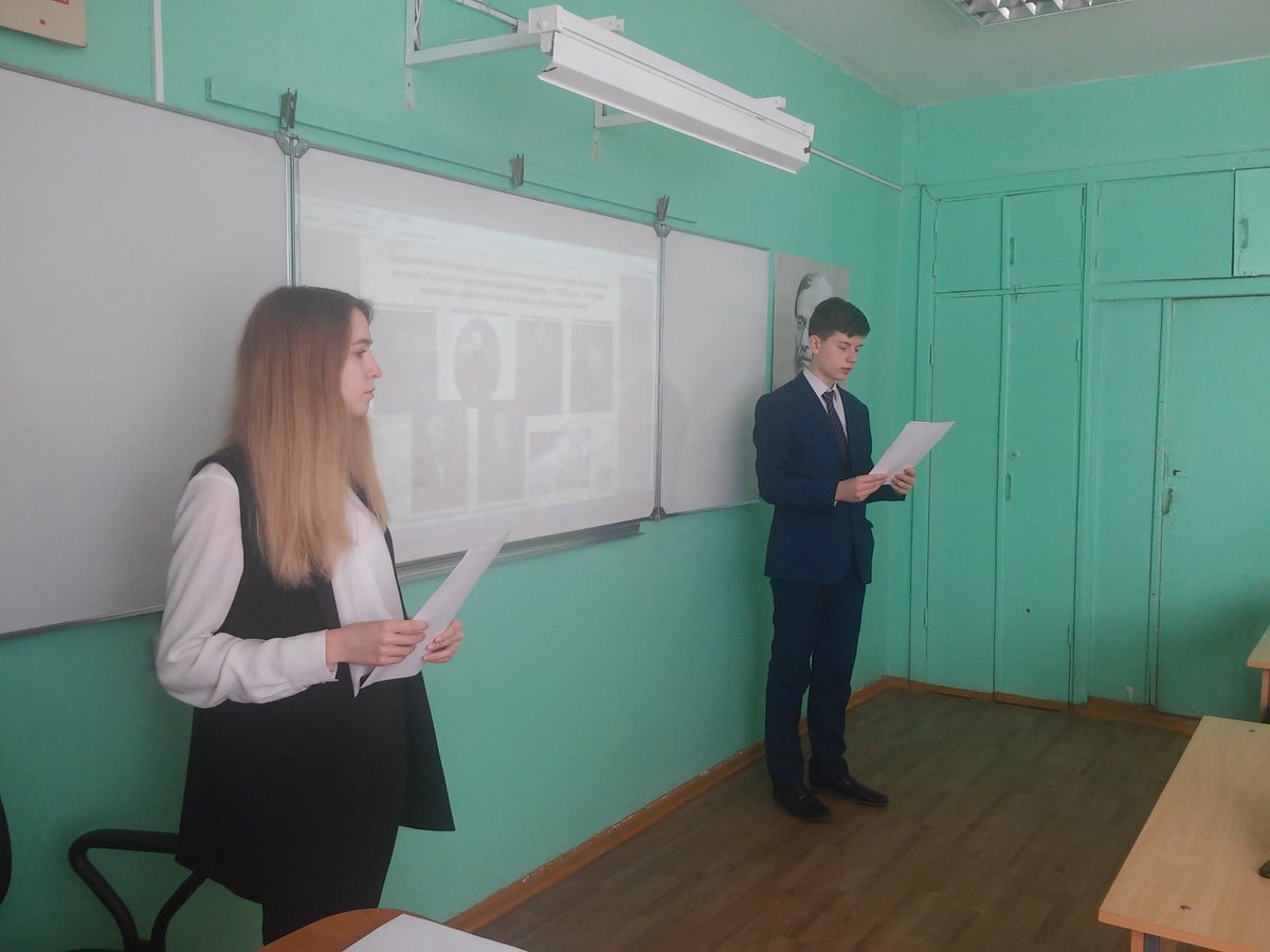 RusGeogPenza's tweet photo. 13 марта в школе №28 имени В.О. Ключевского прошёл урок о Лаврентии Загоскине, организованном учителем истории и обществознания Царёвым Ильёй. Урок был проведен в 10 «А» классе, при активном участии учеников, где ребята узнали о знаменитом земляке, известном путешественнике 🌍 https://t.co/4ZHxFnICFj
